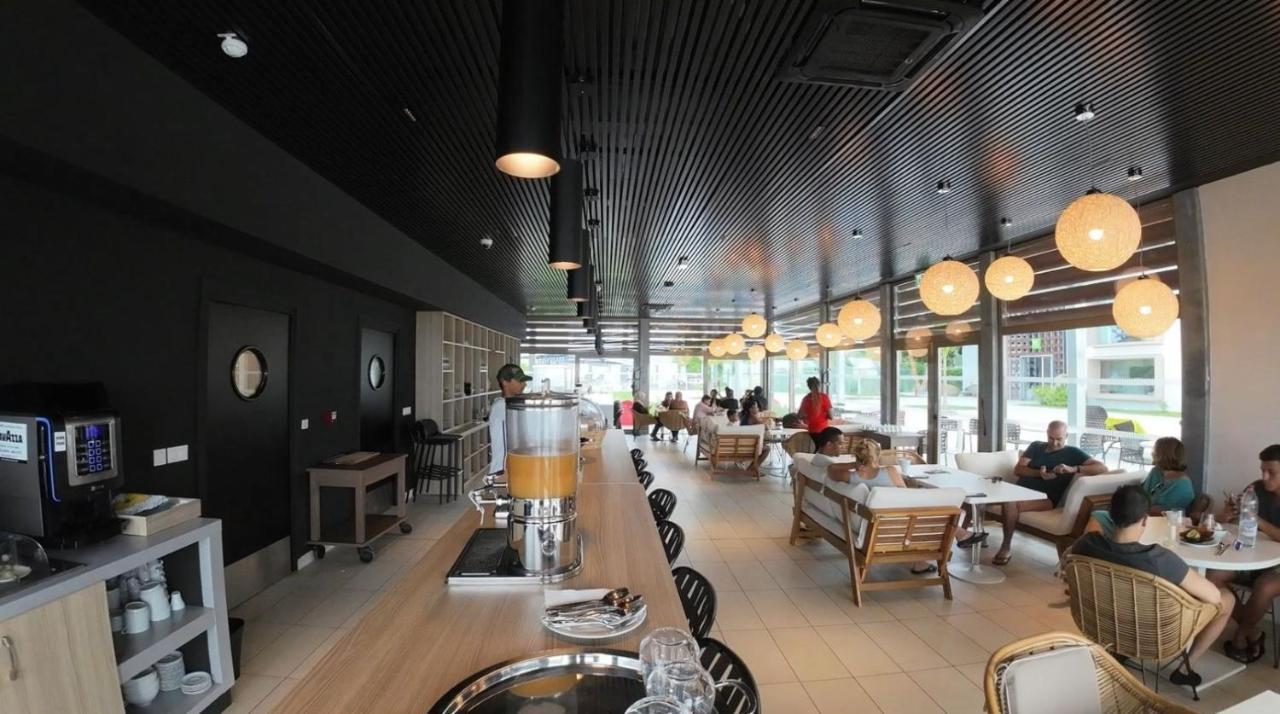 Ibis Styles Mayotte Aeroport Pamandzi 외부 사진